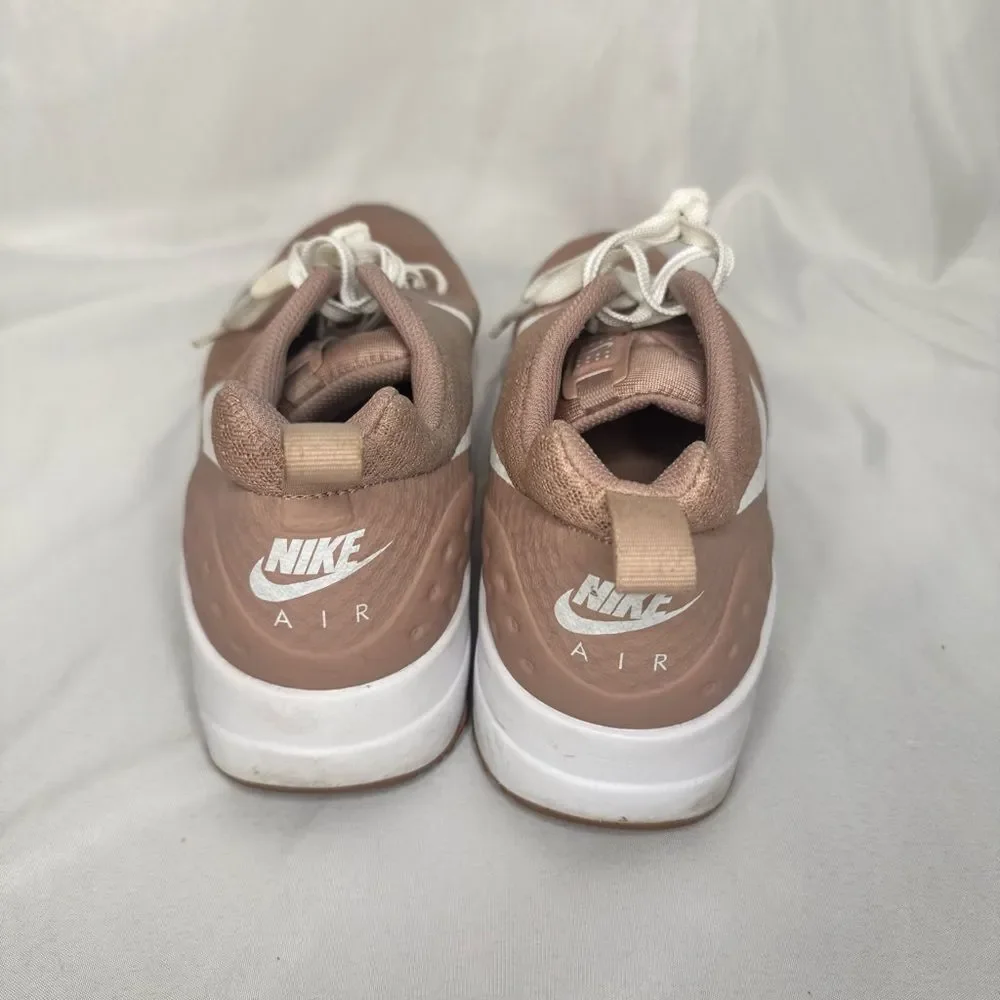 Nike Air Max Motion
